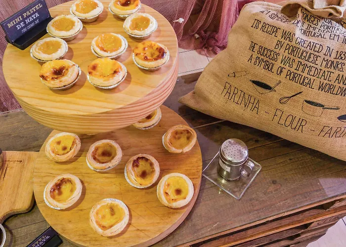 菲盖拉达福什宜必思酒店 3*