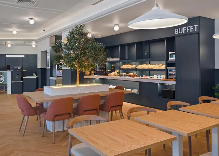 菲盖拉达福什宜必思酒店 菲盖拉-达福什