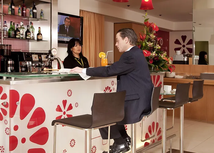 菲盖拉达福什宜必思酒店 酒店 3*