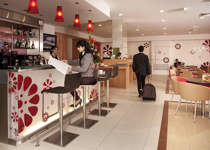 菲盖拉达福什宜必思酒店 菲盖拉-达福什