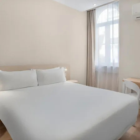 Hotel B&B Hotel Figueira Da Foz 3*