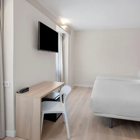 B&B Hotel Figueira Da Foz Ξενοδοχείο Figueira da Foz