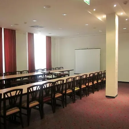 菲盖拉达福什宜必思酒店 酒店 3*