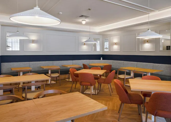 Отель B&B Hotel Figueira Da Foz Фигейра-да-Фош