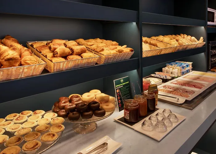 Отель B&B Hotel Figueira Da Foz Фигейра-да-Фош