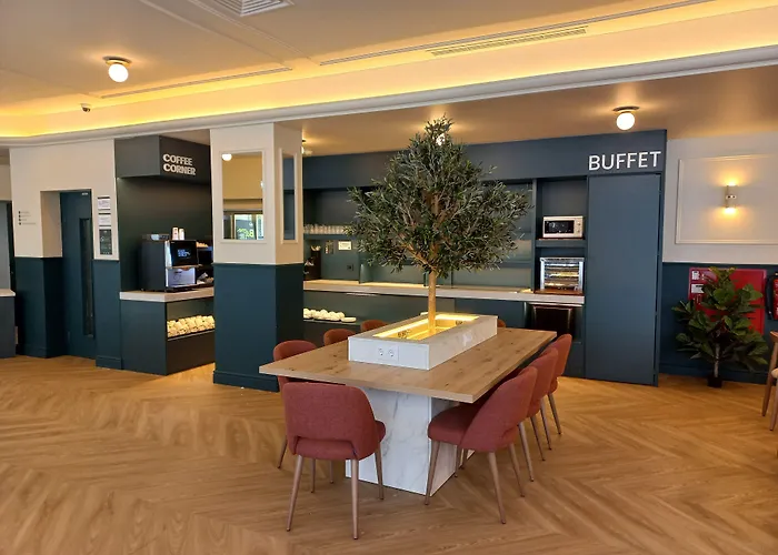 B&B Hotel Figueira Da Foz Отель Фигейра-да-Фош